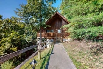 Unbelievably Cheap Smoky Mountain Cabins
