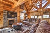 Smoky Mountain Family Cabin w/ Deck, Grill & Views