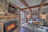 Charming Mountain Townhome w/ Deck, Fireplace