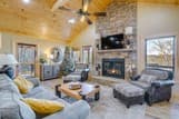 Sevierville Family Cabin: Hot Tub & Game Room!